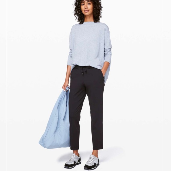 Lululemon On the Fly 7/8 pant - Picture 1 of 7